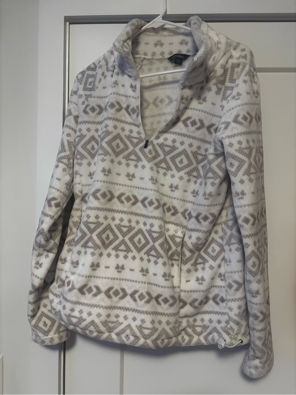 Eddie Bauer White & Light Gray Nordic Half-Zip Fleece Pullover
